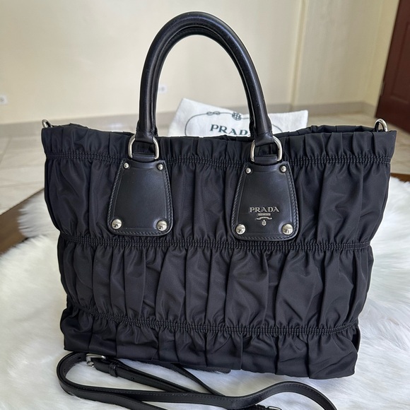 Stunning 2way Black Women's Bag - Picture 7 of 17
